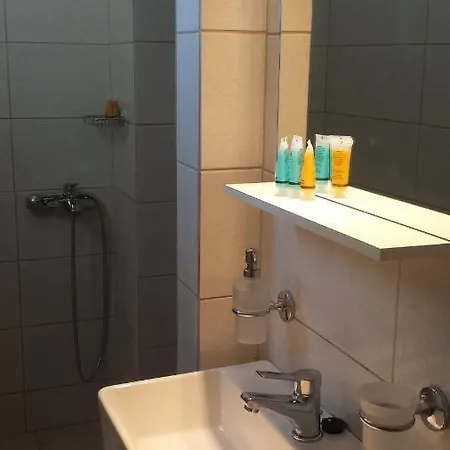 アパート Eva スヴォロナータ